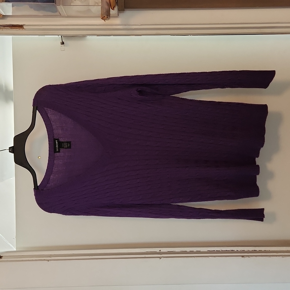 V-neck Long-sleeve Sweater